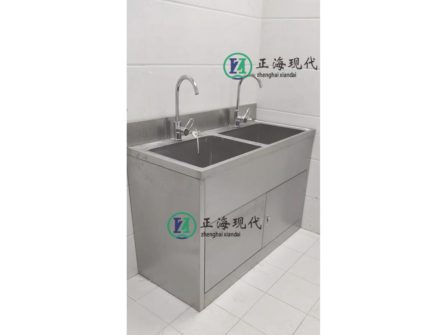不銹鋼工作臺(tái)
